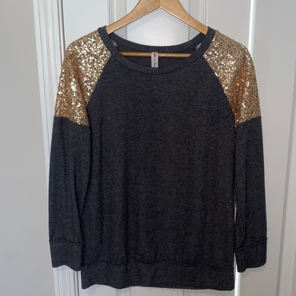 Sequin shoulder sweatshirt